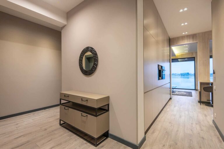Commercial Storefront Refresh Ideas That Pull Foot Traffic In Summer